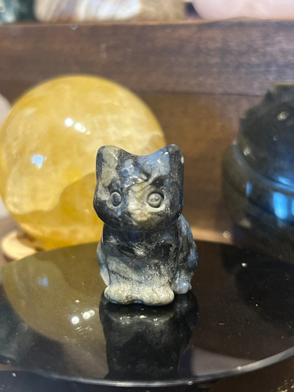 Crystal Cat Carving