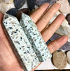 Kiwi Jasper Obelisk