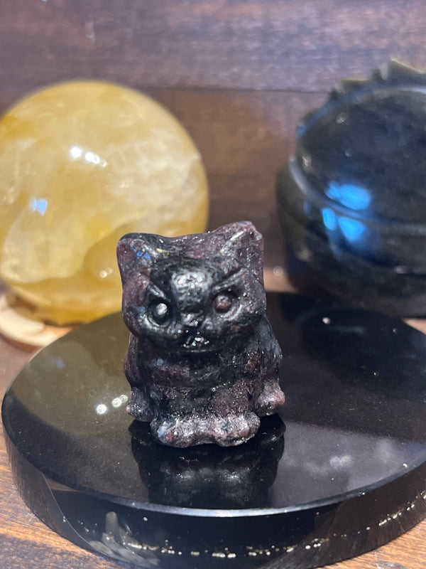 Crystal Cat Carving