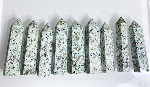 Kiwi Jasper Obelisk