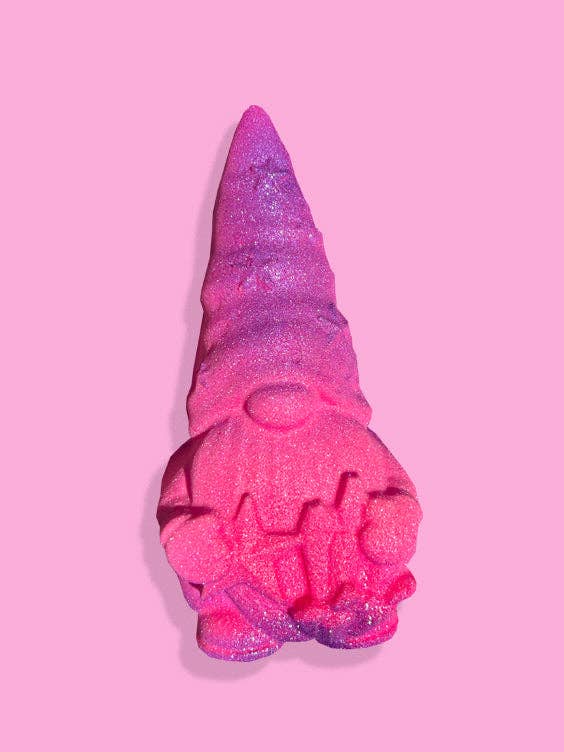 GARDEN GNOMES