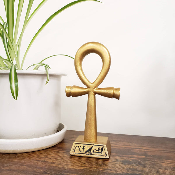 Ankh Statue