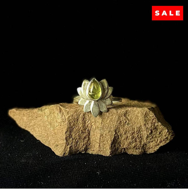 Peridot Ring LOTUS 2 (50% Off Collection): 6